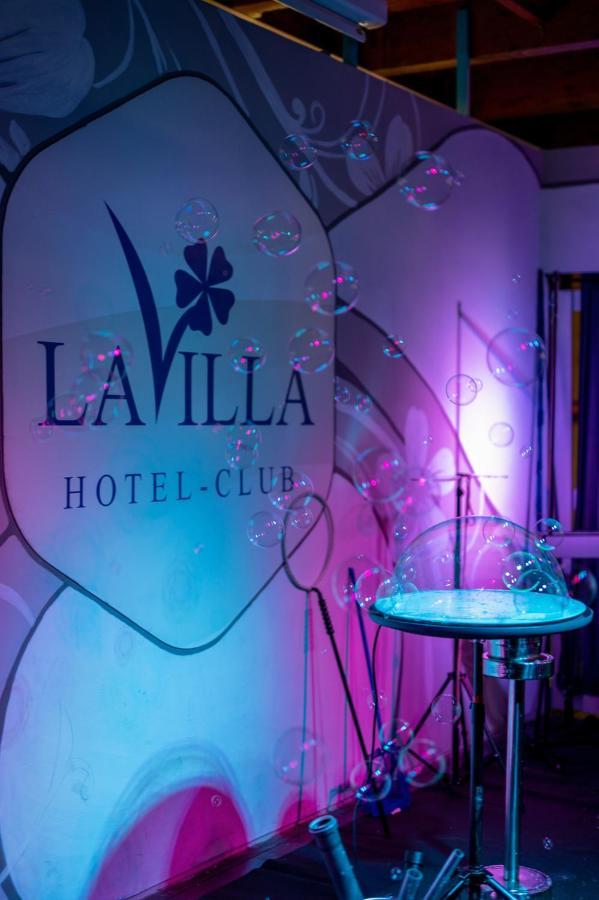 מרטינסיקורו Hotel Club La Villa מראה חיצוני תמונה